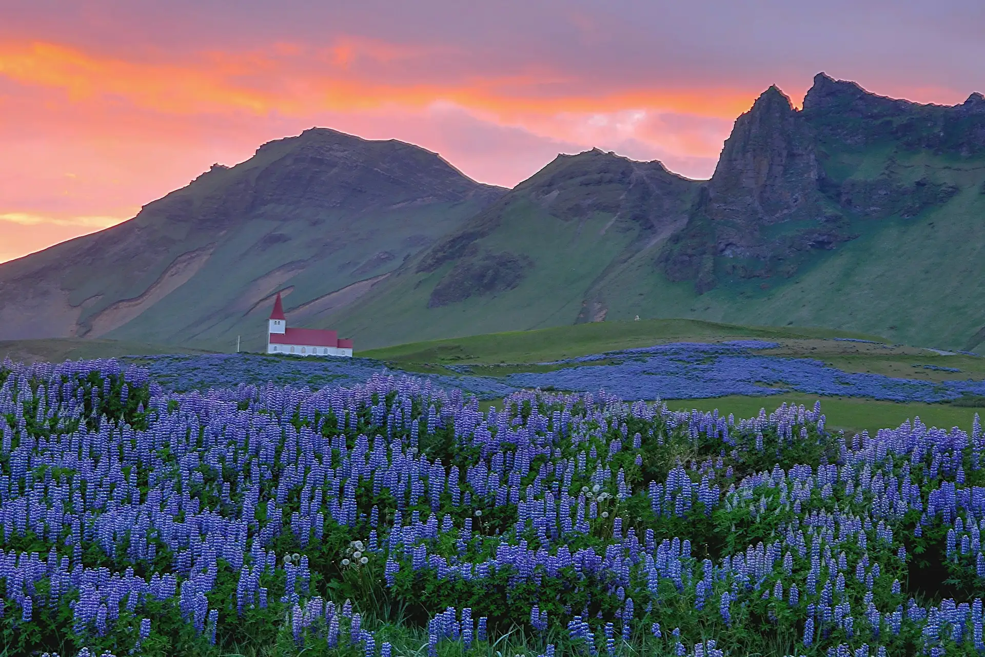 Iceland Midnight Sun Photo Tour – Iceland photography tour photo 1